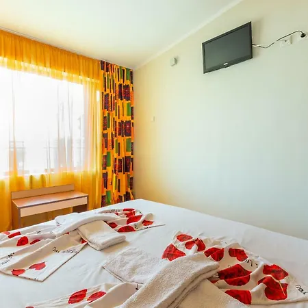 Family 2Bedroom Apartment With In Dafinka Ge * 라브다