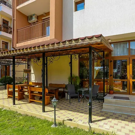 펜션 Family 2Bedroom Apartment With In Dafinka Ge *