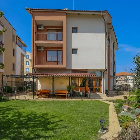بيت للعطل Family 2Bedroom Apartment With In Dafinka Ge رافدا